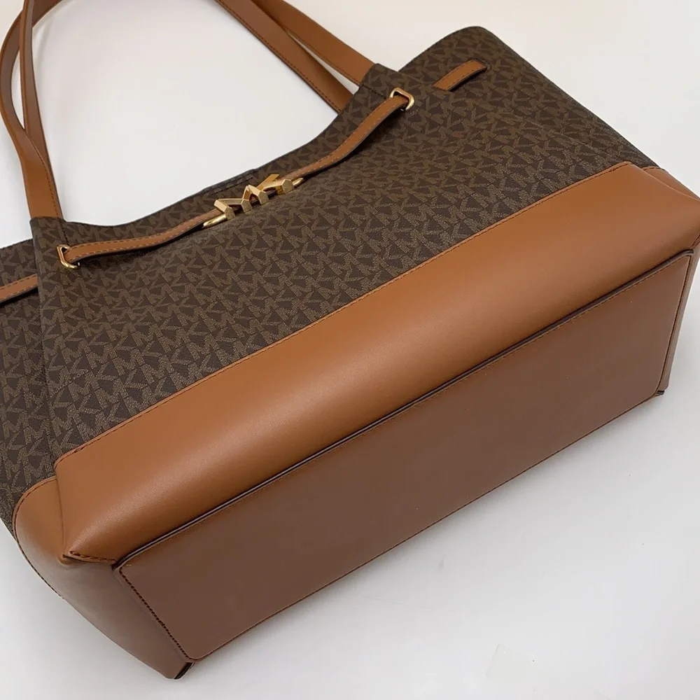 MICHAEL KORS REED  Large BELTED Logo Tote Bag BROWN SIGNATURE COLOR